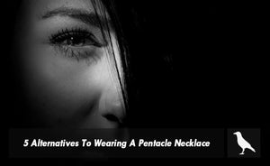 5 Alternatives To Wearing A Pentacle Necklace If You Don't Wanna Cause A Stir Due To Your Beliefs