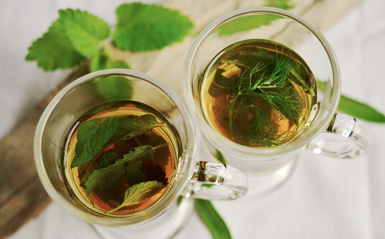 5 Herbal Teas To Ease Your Anxiety & Boost Your Immunity